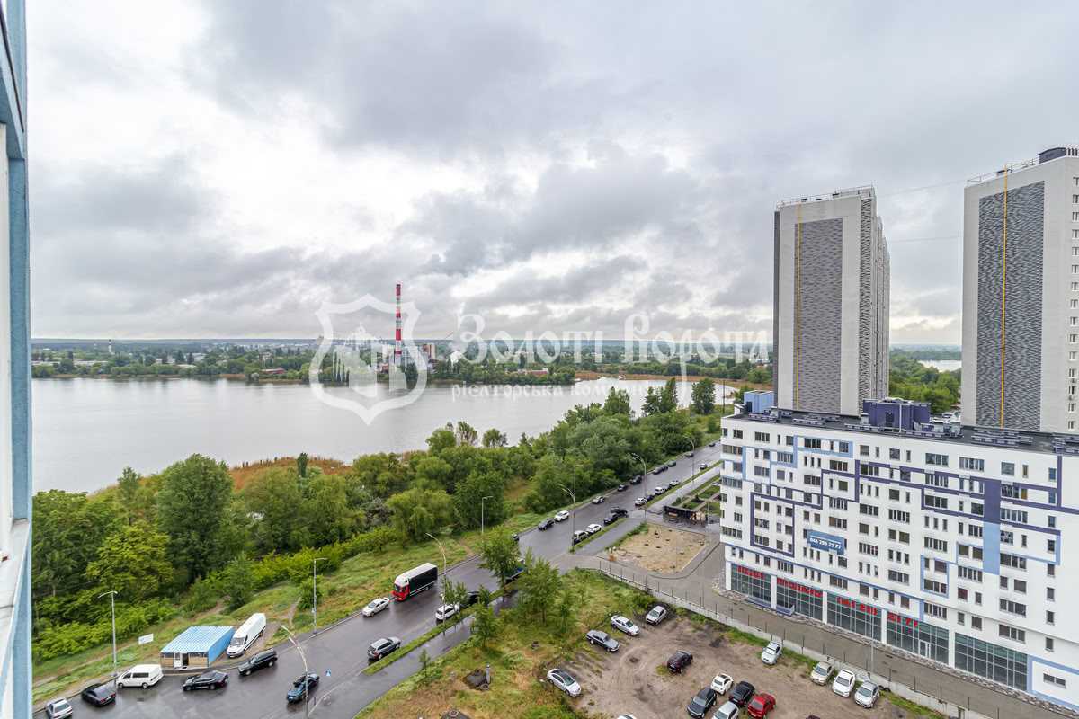 Продаж 2-кімнатної квартири 63.5 м², Вишняківська вул., 2