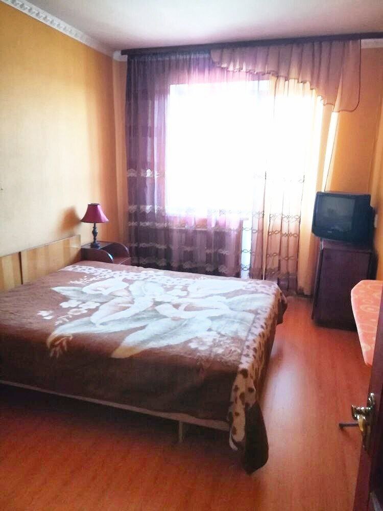 Продаж 3-кімнатної квартири 65 м², Ковпака вул.