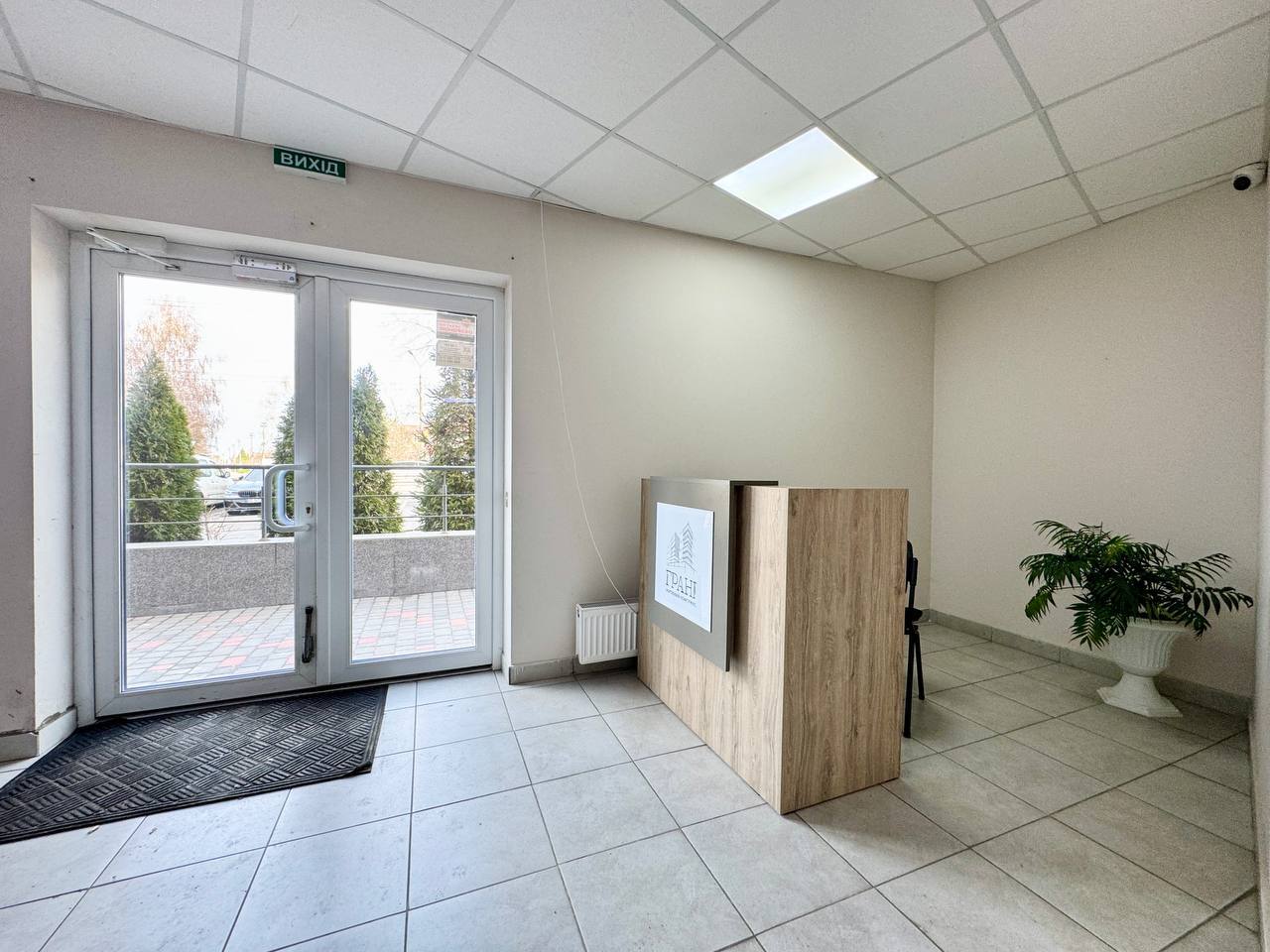 Продажа 3-комнатной квартиры 90 м², Звездный бул.