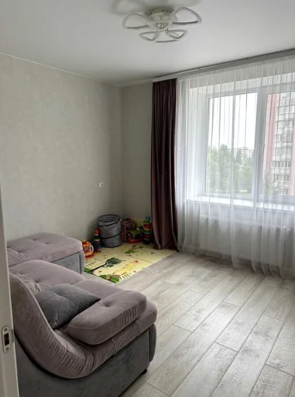Продаж 2-кімнатної квартири 56 м², Інтернаціоналістів вул.
