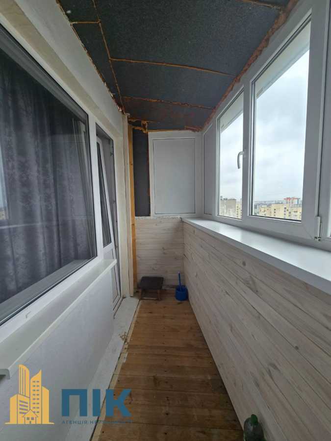 Продаж 2-кімнатної квартири 48 м², Якуба Коласа вул., 6В