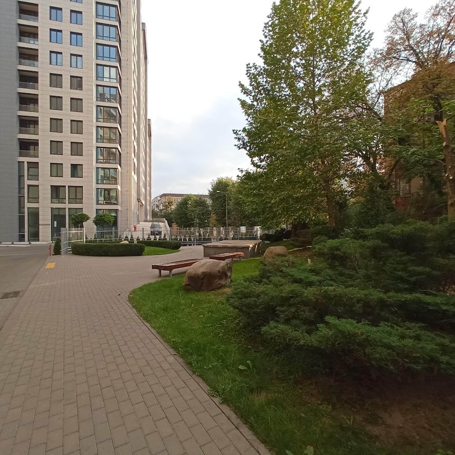 Продаж 1-кімнатної квартири 49 м², Перемоги просп., 44/2