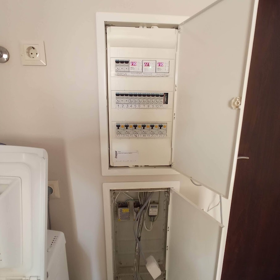 Продаж 1-кімнатної квартири 49 м², Перемоги просп., 44/2