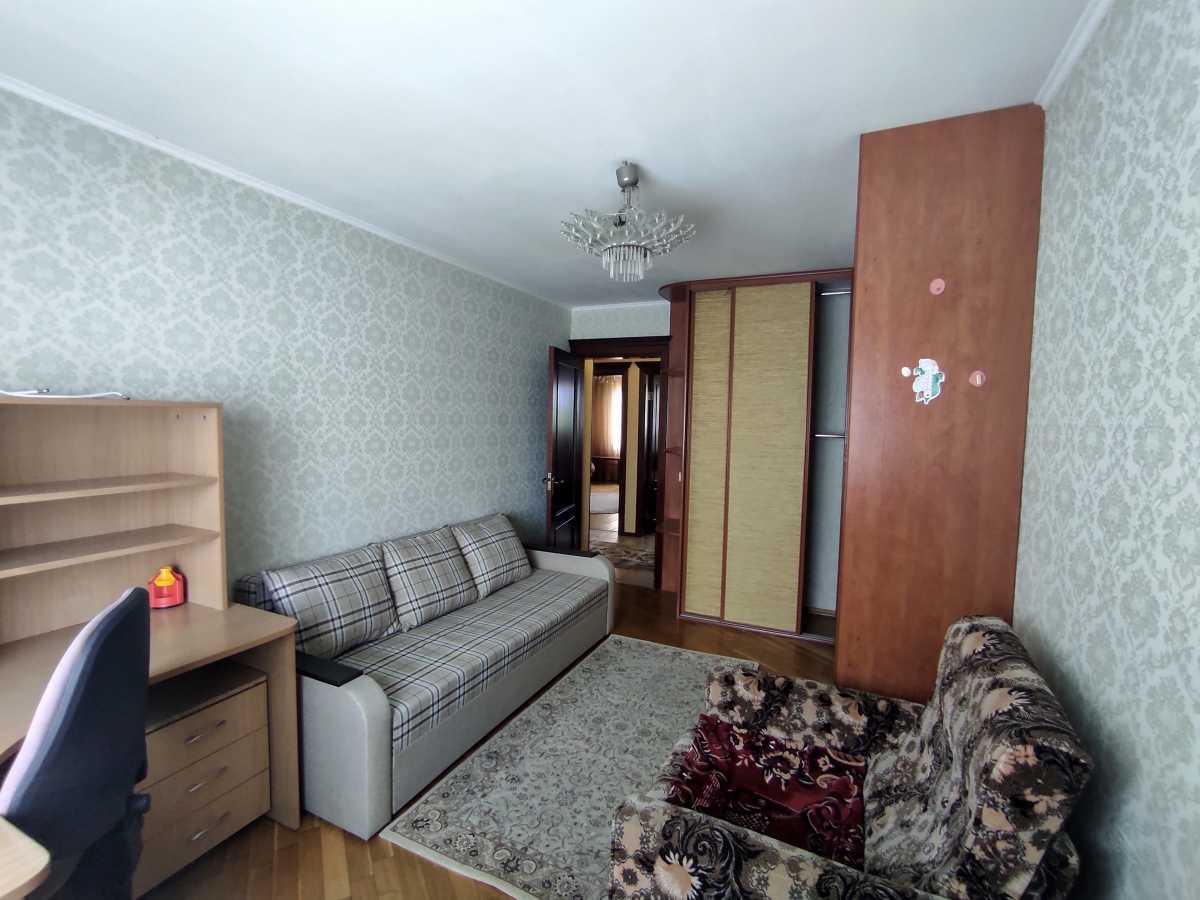 Аренда 3-комнатной квартиры 68 м², Свободы просп., 30А