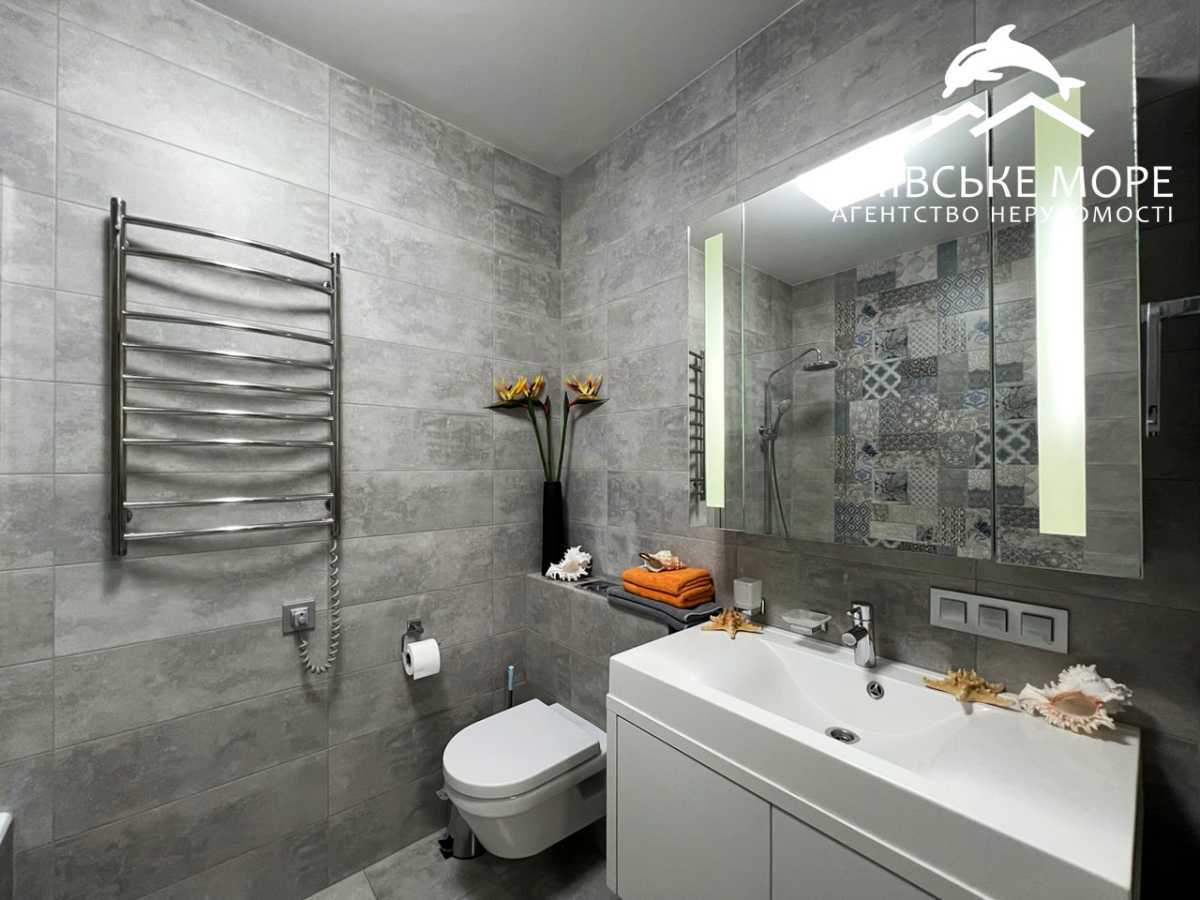 Продаж 1-кімнатної квартири 52 м², Воскресенська вул., 16В