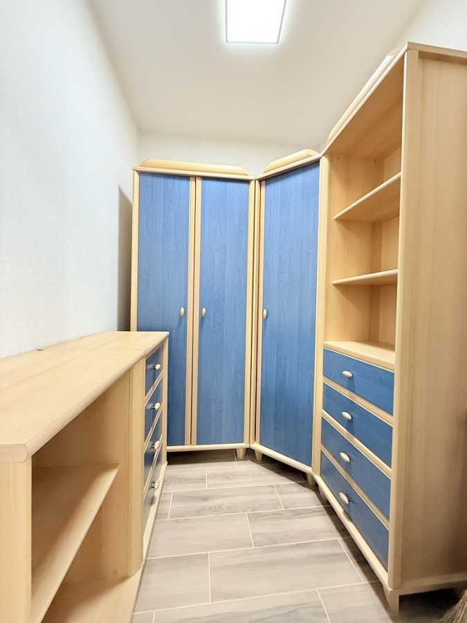 Оренда 1-кімнатної квартири 41 м², Миколи Гулака вул., 4
