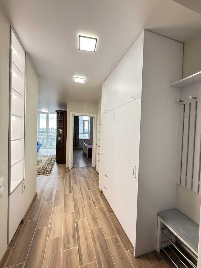 Оренда 1-кімнатної квартири 41 м², Миколи Гулака вул., 4