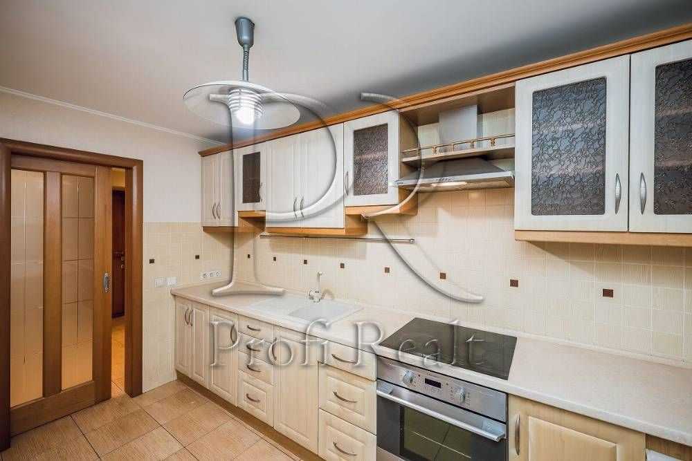 Продажа 3-комнатной квартиры 71 м², Днепровская наб., 13