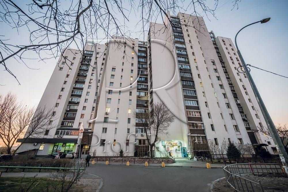 Продажа 3-комнатной квартиры 71 м², Днепровская наб., 13