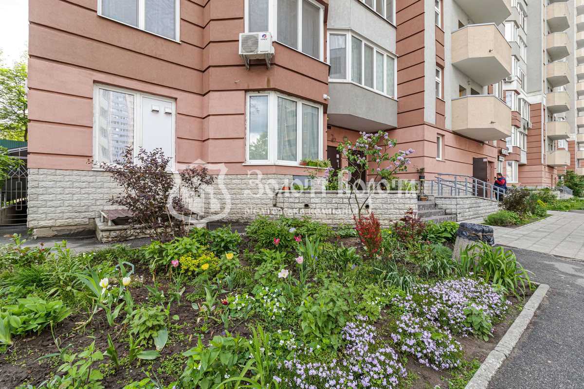 Продажа 1-комнатной квартиры 60 м², Пономарева ул., 26 К4