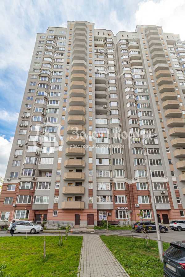Продажа 1-комнатной квартиры 60 м², Пономарева ул., 26 К4