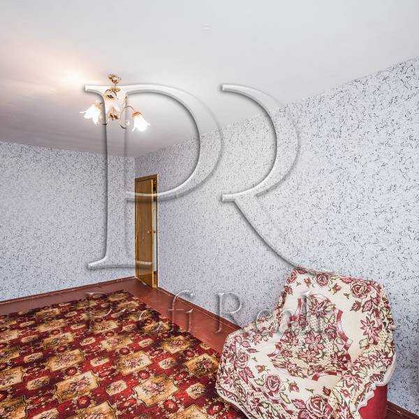 Продажа 1-комнатной квартиры 33 м², Зодчих ул., 4