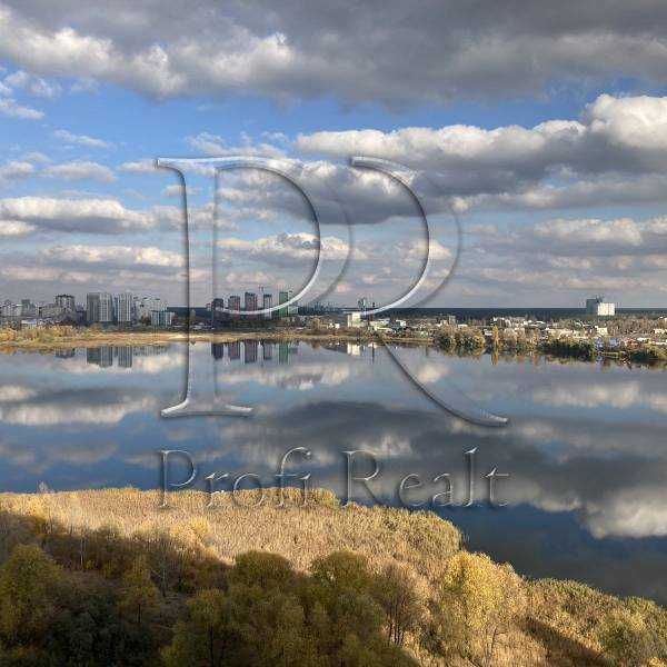Продаж 1-кімнатної квартири 54 м², Ревуцького вул., 54
