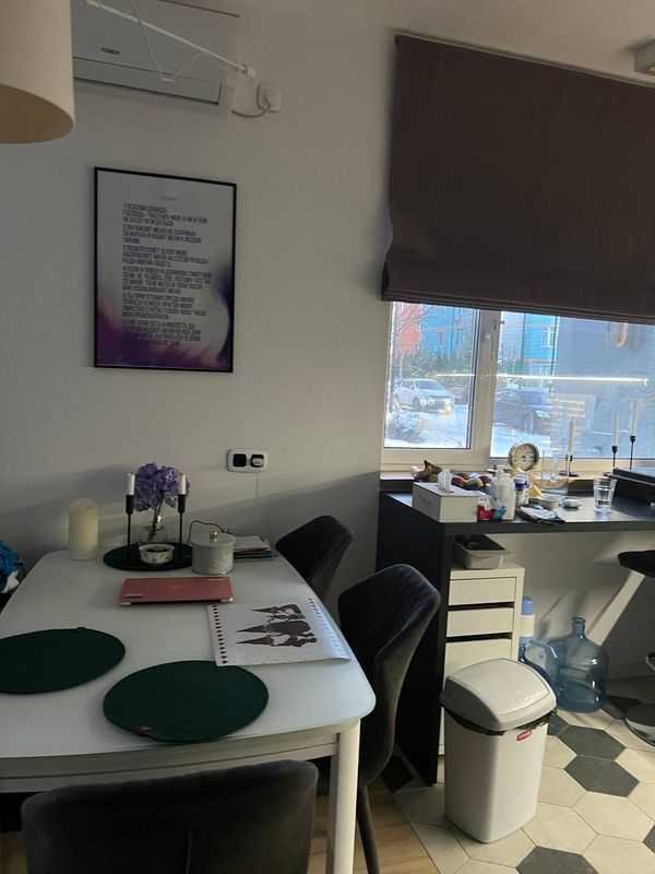 Продаж 3-кімнатної квартири 62.5 м², тополева, 6