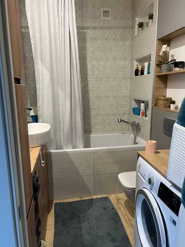 Продаж 3-кімнатної квартири 62.5 м², тополева, 6