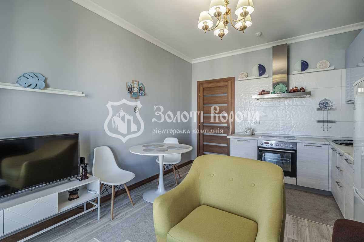 Продаж 1-кімнатної квартири 51.5 м², Ревуцького вул., 54б
