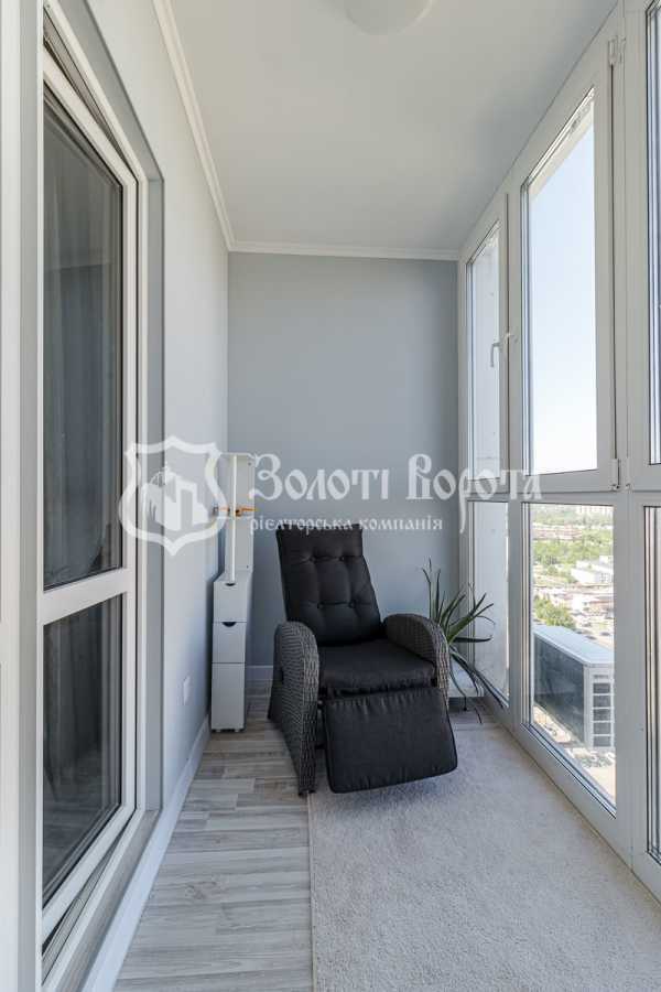 Продаж 1-кімнатної квартири 51.5 м², Ревуцького вул., 54б