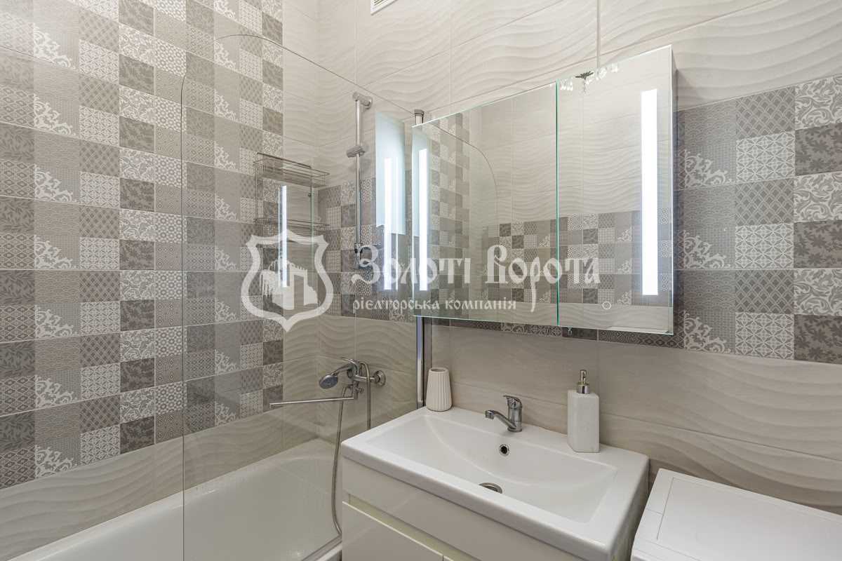 Продаж 1-кімнатної квартири 51.5 м², Ревуцького вул., 54б