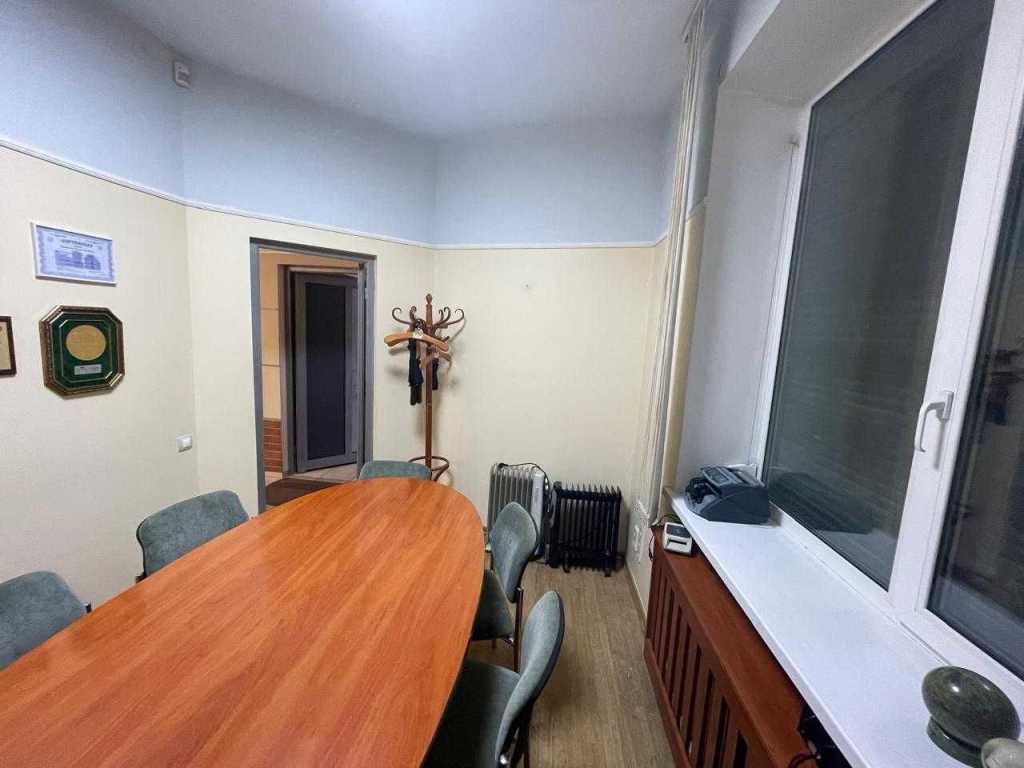 Продаж офісу 66.5 м², Героїв Сталінграда просп., 6Б