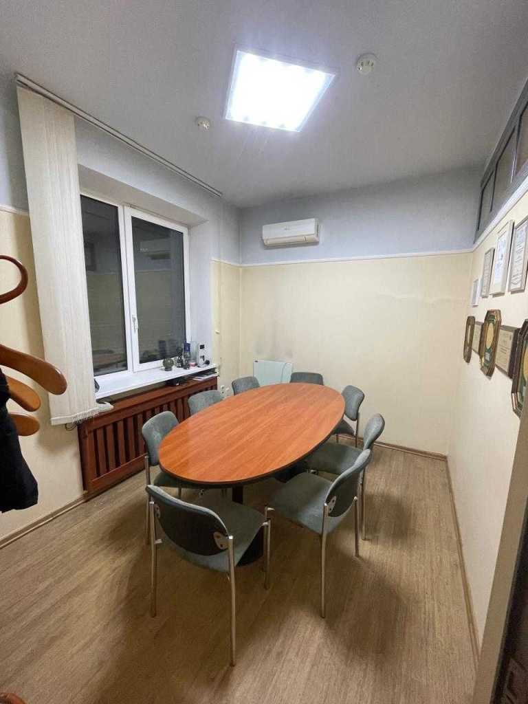 Продаж офісу 66.5 м², Героїв Сталінграда просп., 6Б