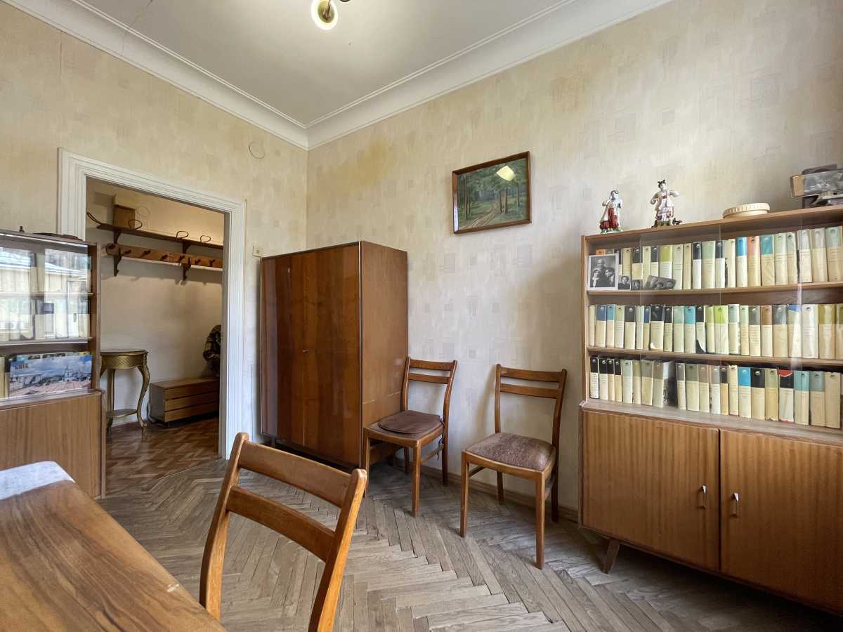 Продаж 3-кімнатної квартири 62.7 м², Лютеранська вул., 17