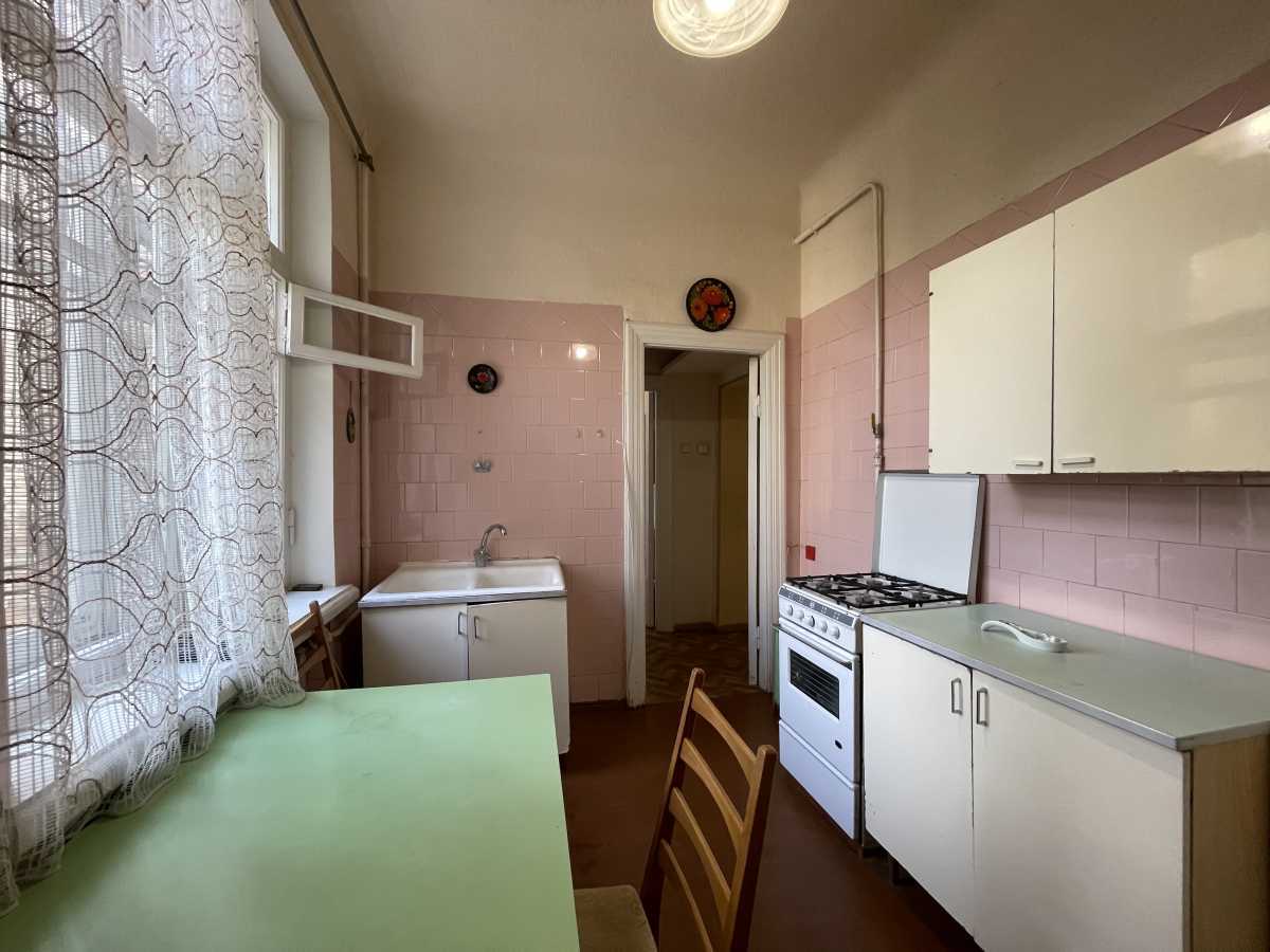 Продаж 3-кімнатної квартири 62.7 м², Лютеранська вул., 17