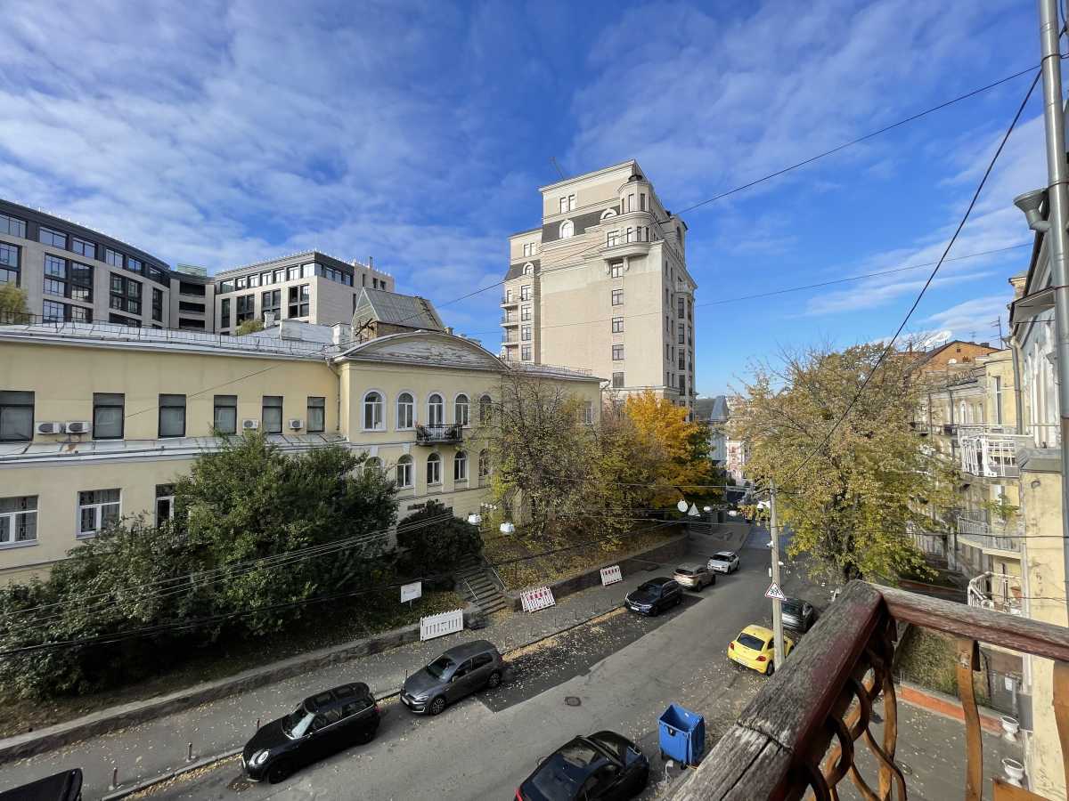 Продаж 3-кімнатної квартири 62.7 м², Лютеранська вул., 17
