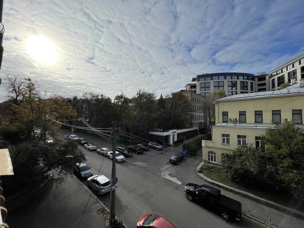 Продаж 3-кімнатної квартири 62.7 м², Лютеранська вул., 17