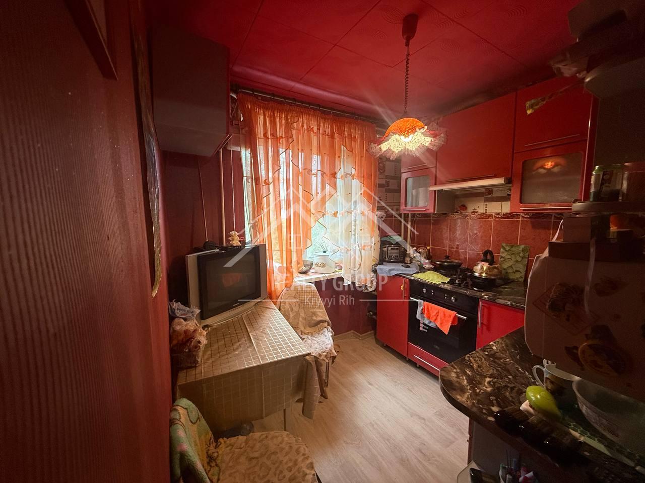 Продаж квартири з вільним плануванням 35 м², Володимира Бизова вул., 32