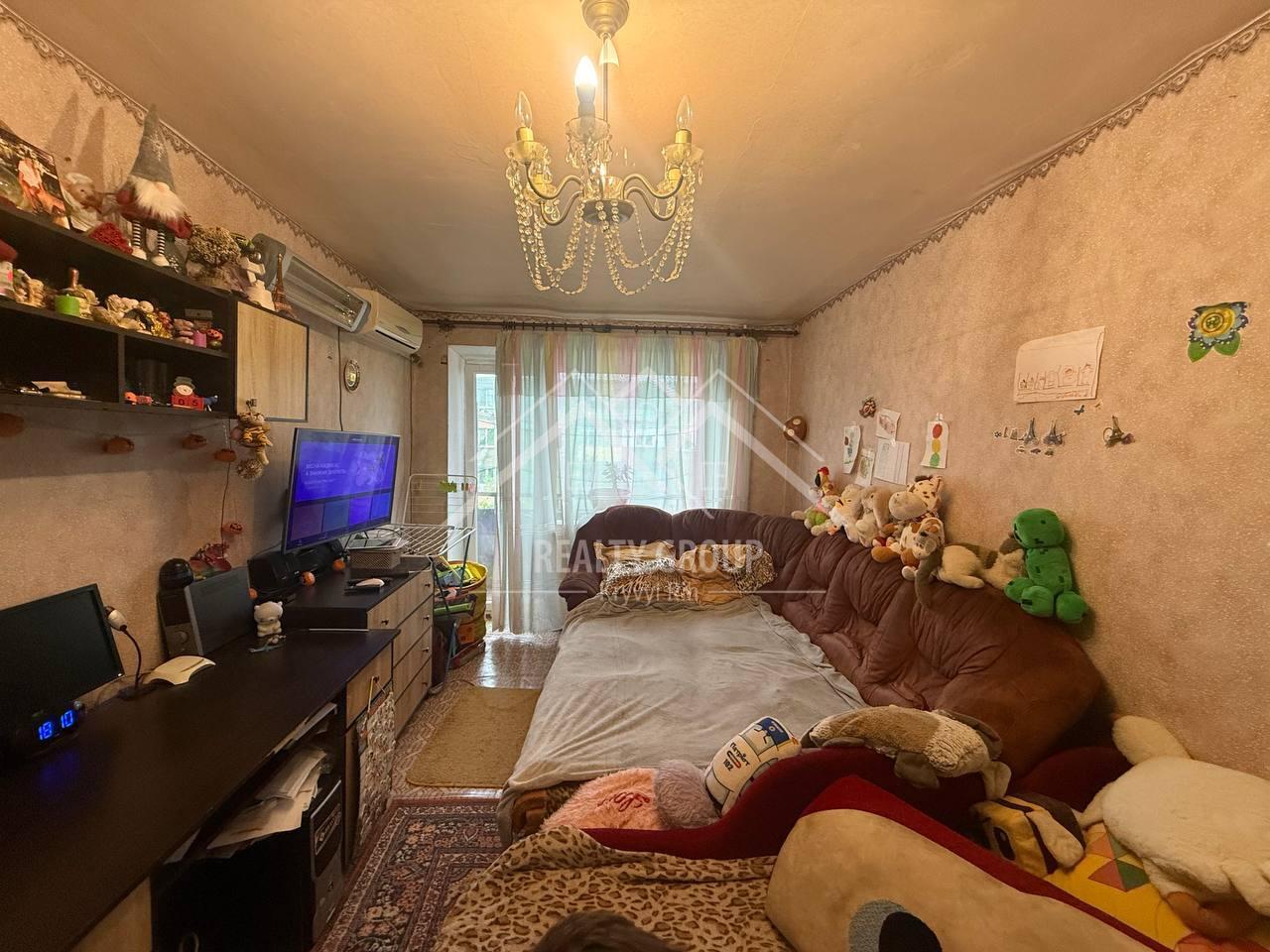 Продаж квартири з вільним плануванням 35 м², Володимира Бизова вул., 32