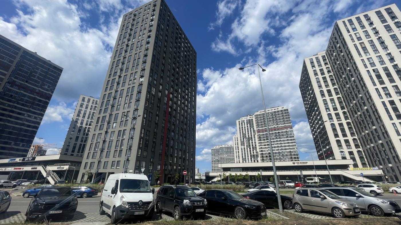 Продажа 2-комнатной квартиры 66.58 м², Александра Олеся ул., 20