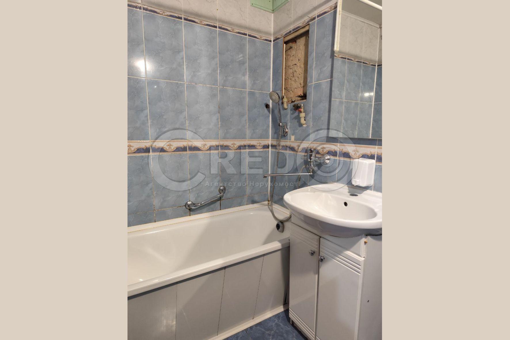 Продаж 3-кімнатної квартири 56.6 м², Едуарда Фукса вул.