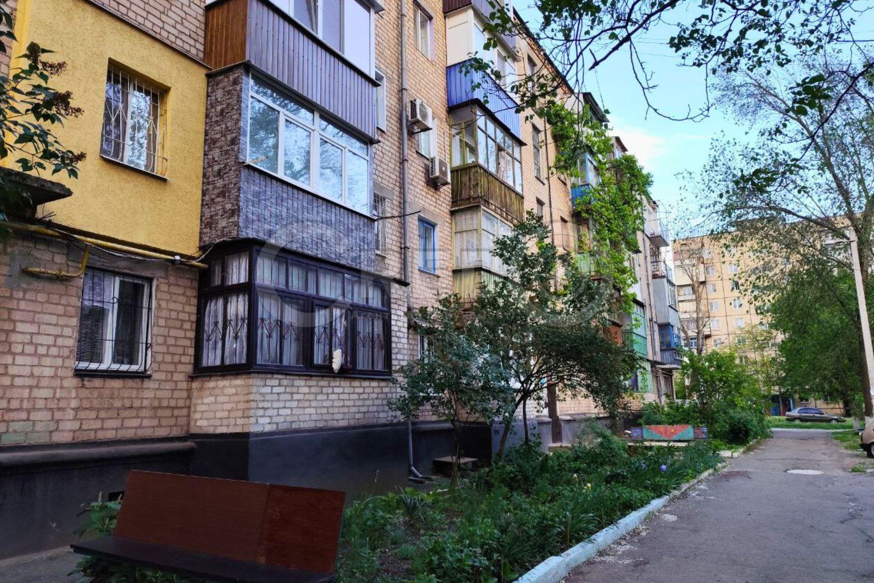 Продаж 3-кімнатної квартири 56.6 м², Едуарда Фукса вул.