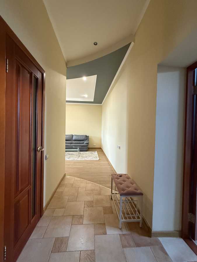 Оренда 2-кімнатної квартири 60 м², Івана Мазепи вул., 4/6