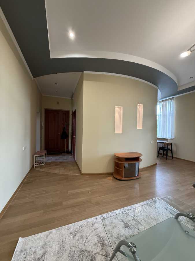 Оренда 2-кімнатної квартири 60 м², Івана Мазепи вул., 4/6