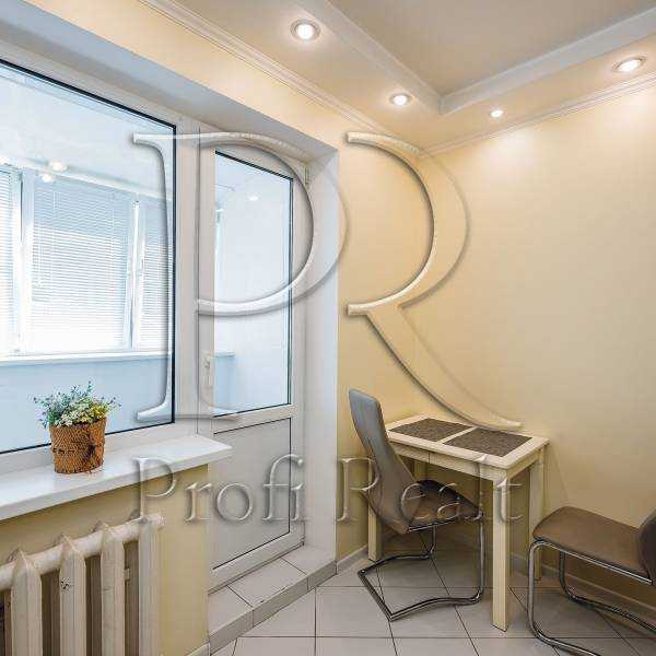 Продаж 1-кімнатної квартири 40 м², Новаторів вул., 22Б