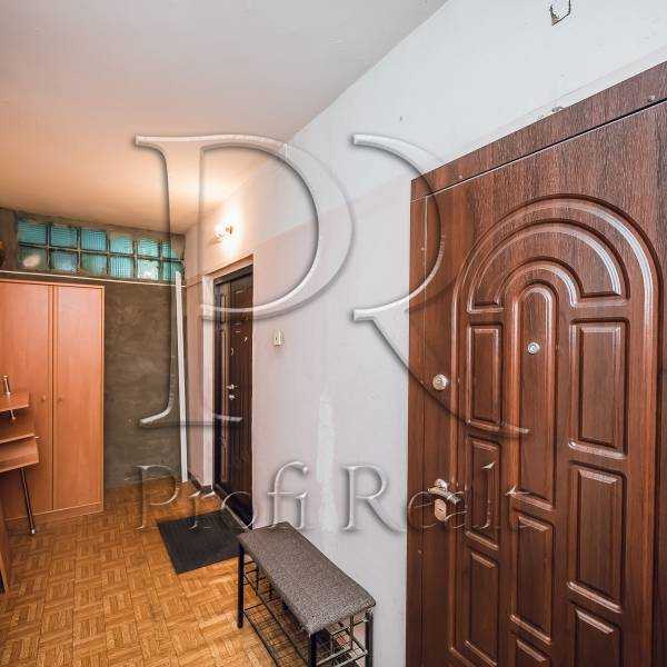 Продаж 1-кімнатної квартири 40 м², Новаторів вул., 22Б