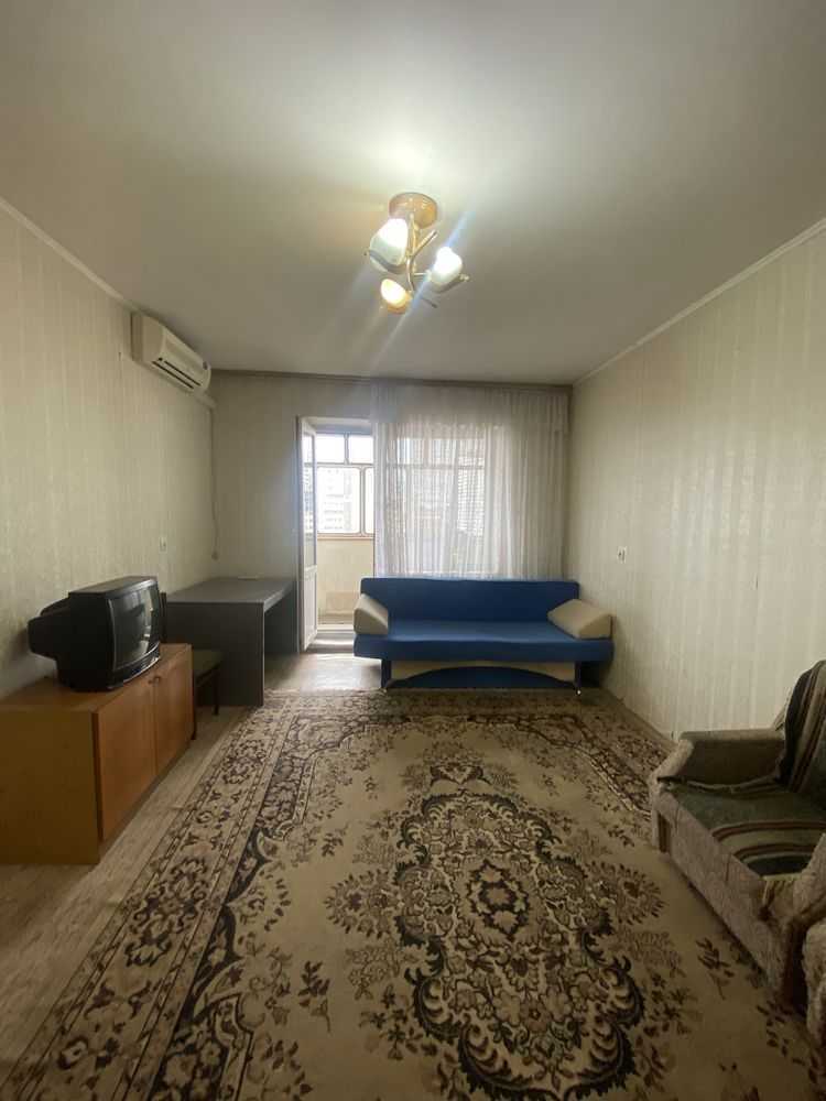 Продажа 2-комнатной квартиры 56 м², Николая Лаврухина ул., 15/46