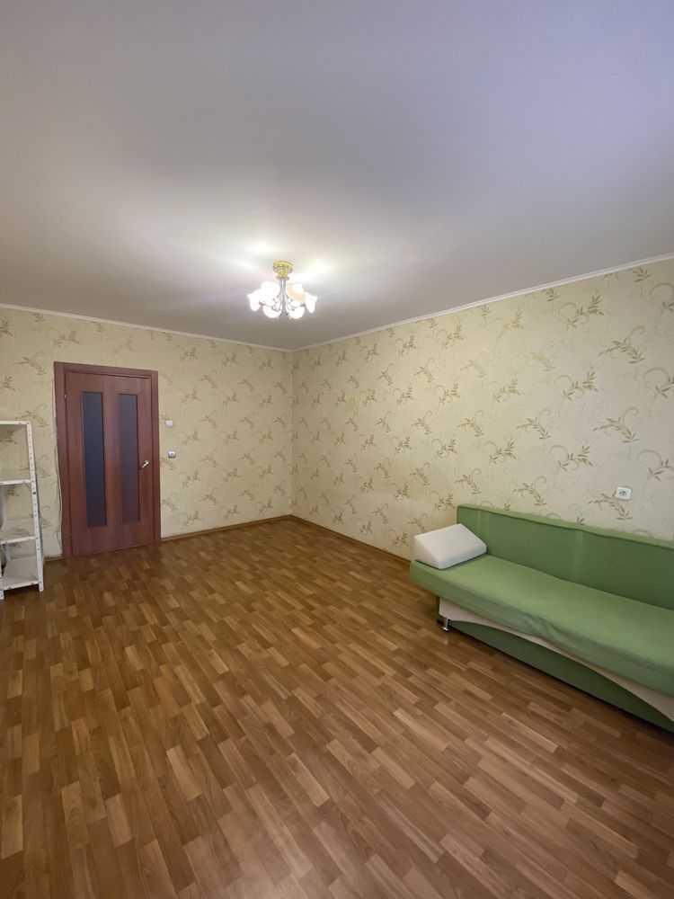 Оренда 2-кімнатної квартири 67 м², Олени Пчілки вул., 4