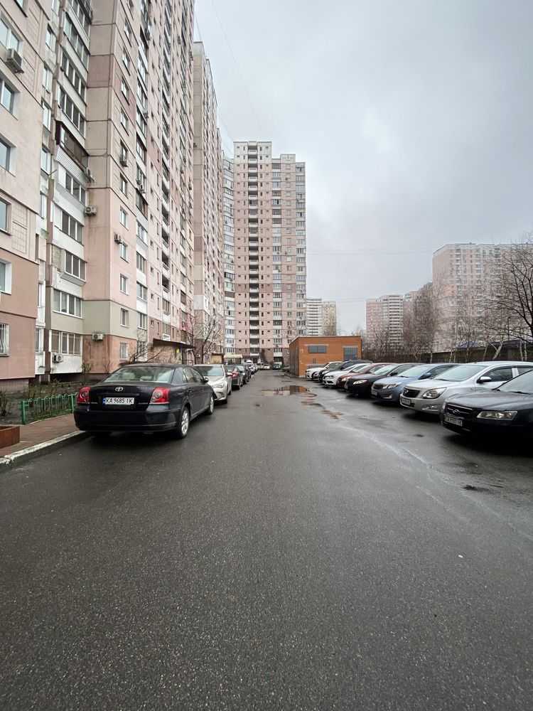 Оренда 2-кімнатної квартири 67 м², Олени Пчілки вул., 4