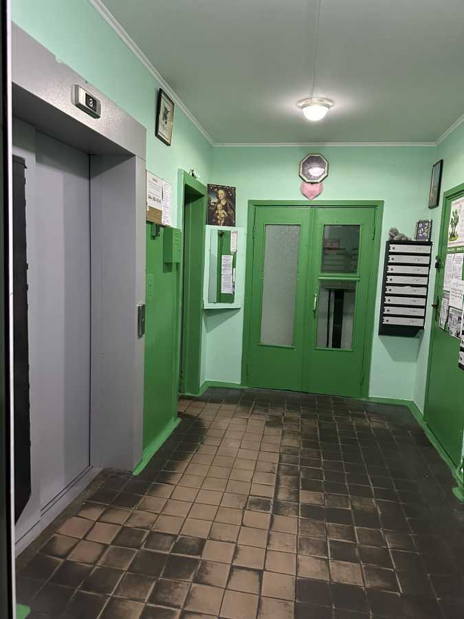 Продажа 3-комнатной квартиры 76 м², Академика Глушкова просп., 33