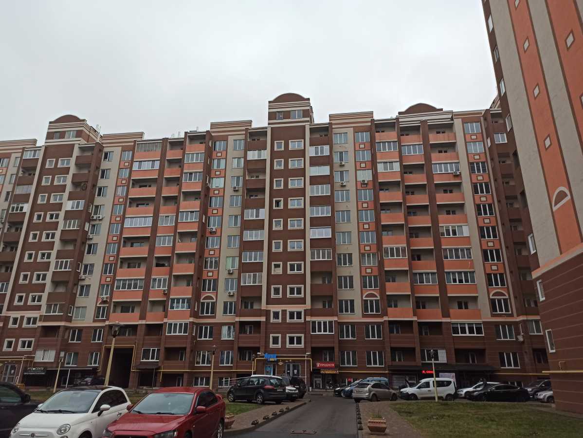 Продаж 2-кімнатної квартири 63 м², Соборна вул., 105в