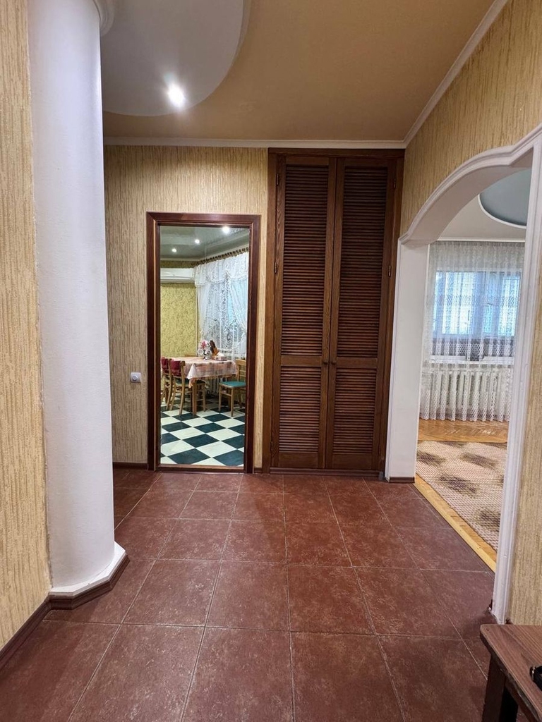 Продажа 3-комнатной квартиры 72 м², Мира просп., 63