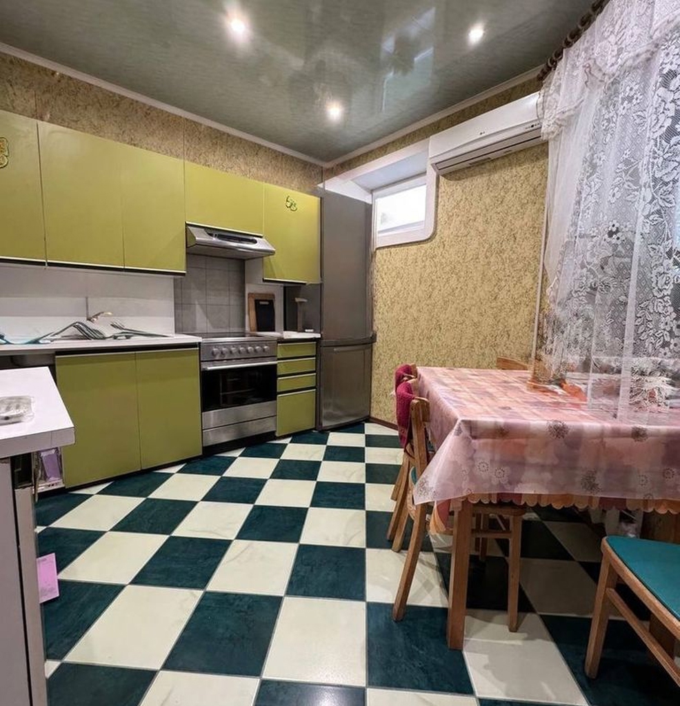 Продажа 3-комнатной квартиры 72 м², Мира просп., 63