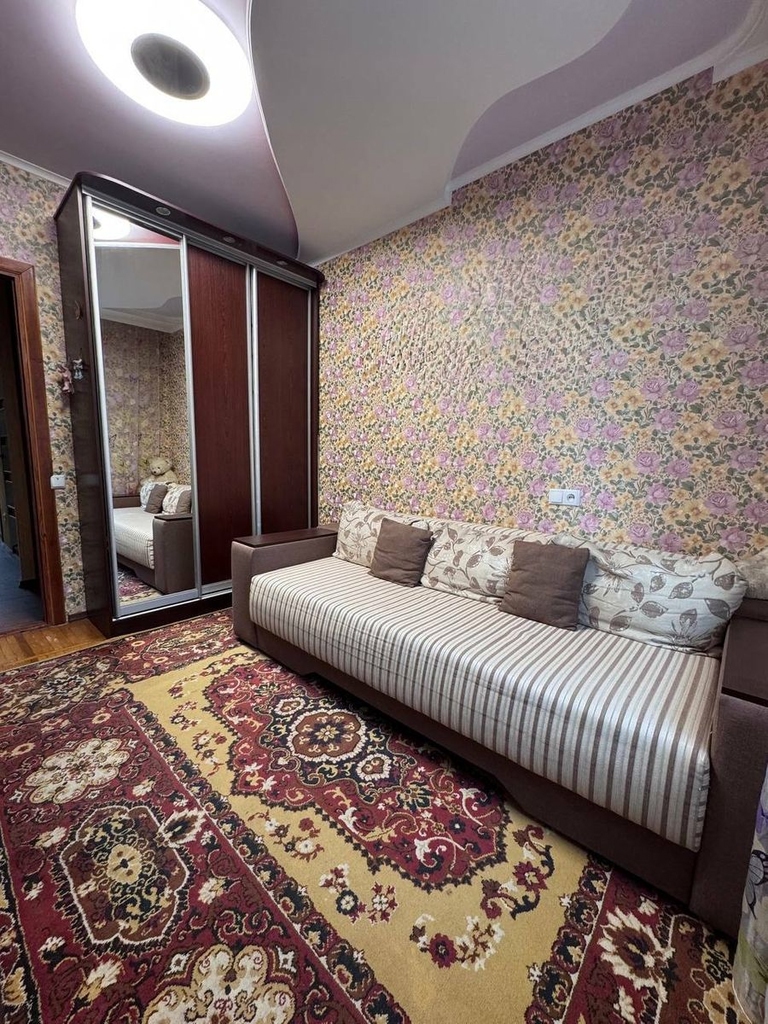 Продажа 3-комнатной квартиры 72 м², Мира просп., 63