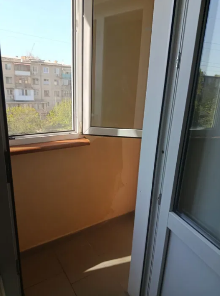 Продажа 2-комнатной квартиры 46 м², Космонавтов ул.
