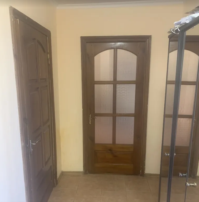 Продажа 4-комнатной квартиры 71 м², Малиновского Маршала ул.