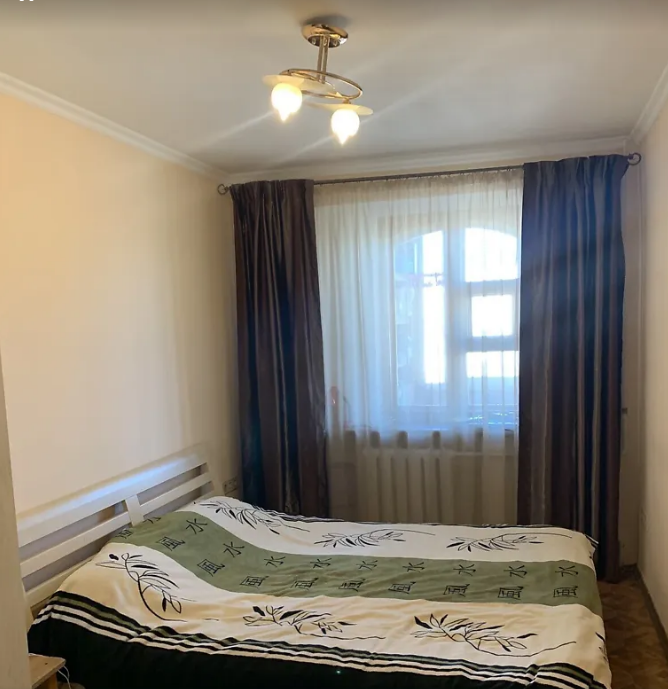 Продажа 4-комнатной квартиры 71 м², Малиновского Маршала ул.