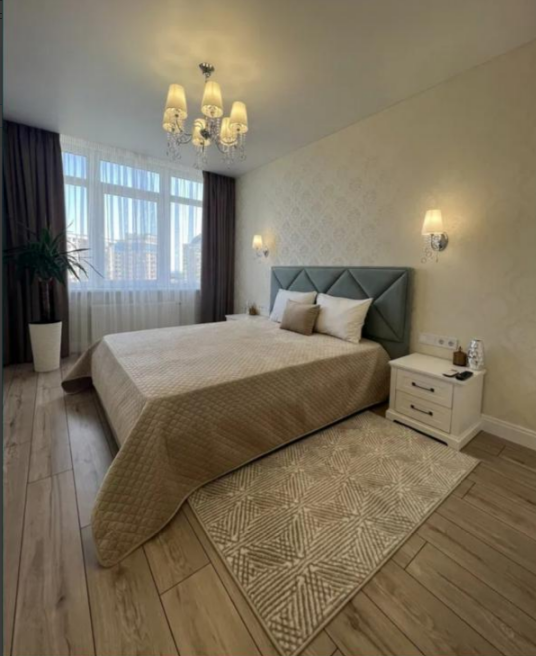 Продажа 2-комнатной квартиры 60 м², Жемчужная ул.