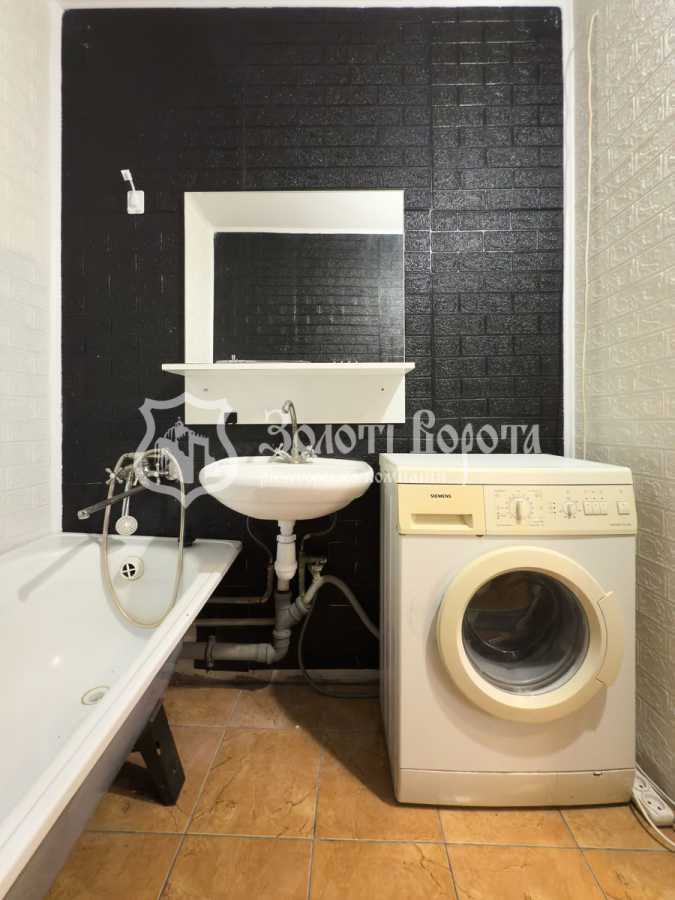 Продажа 2-комнатной квартиры 57 м², Владимира Маяковского просп., 70